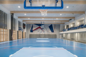 Centrum Sportu i Kultury VII LO Kraków 02