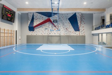 Centrum Sportu i Kultury VII LO Kraków 14