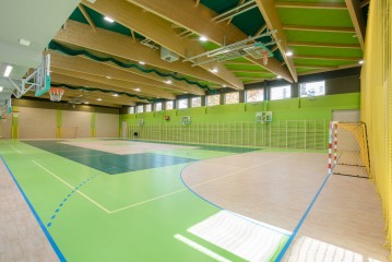 SALA SPORTOWA SP nr 40 UL. PSZCZELNA KRAKÓW 04