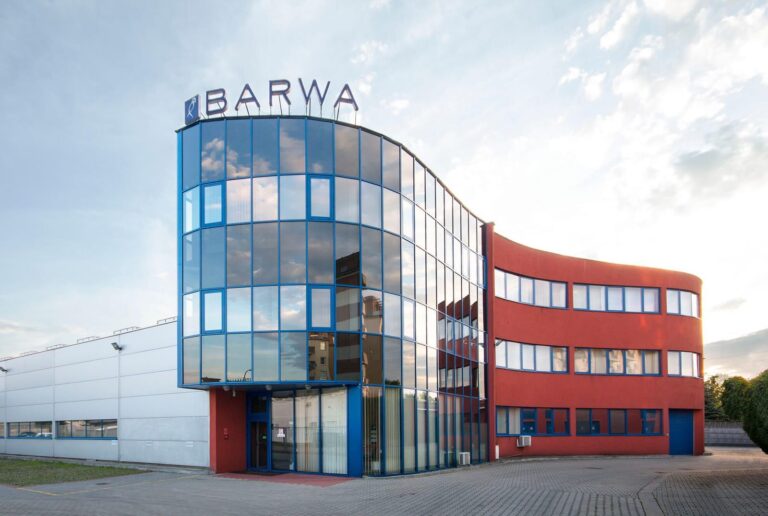 Hala magazynowo-produkcyjna z częścią biurową Barwa, Kraków