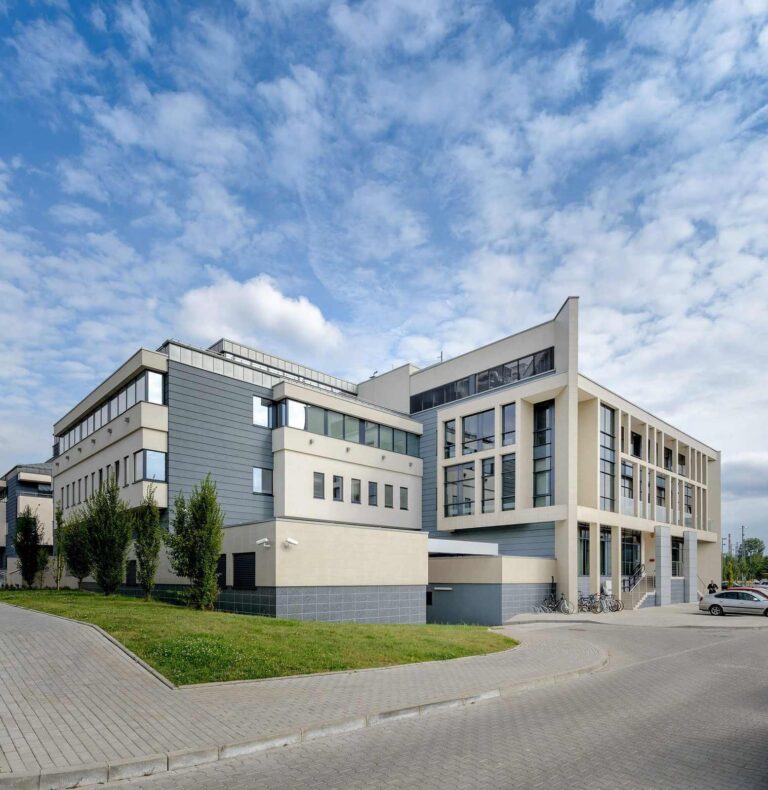 Budynek biurowy i Centrum Medyczne iMed24, Comarch, Kraków