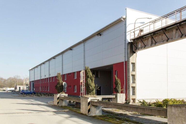 Hale produkcyjne Sabaj System, Kraków