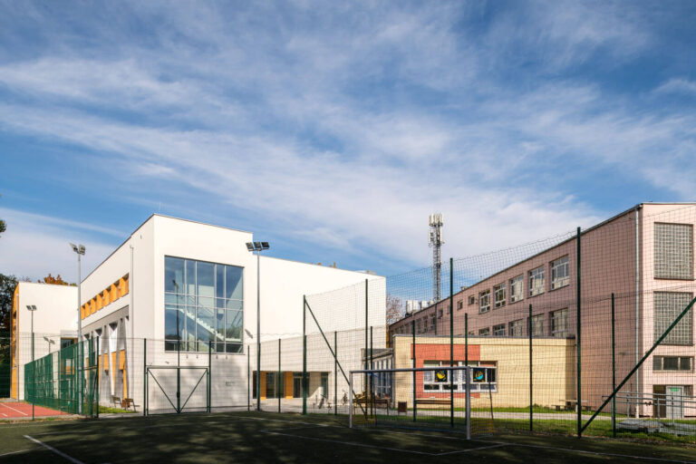 Sala Sportowa przy Szkole Podstawowej nr 40, ul. Pszczelna 13 Kraków