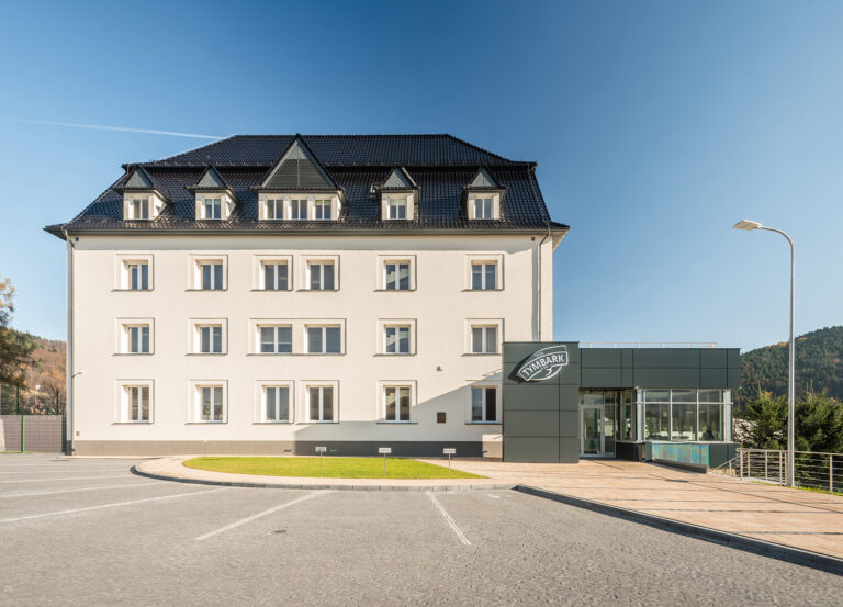 Budynek biurowy Grupy Maspex w Tymbarku