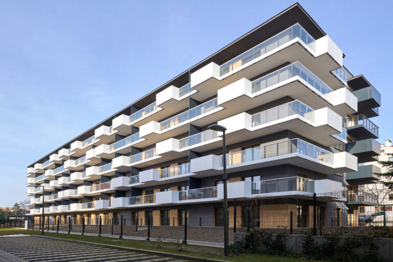 BUDYNEK MIESZKALNY WIELORODZINNY UL. ZACZAROWANE KOŁO W KRAKOWIE