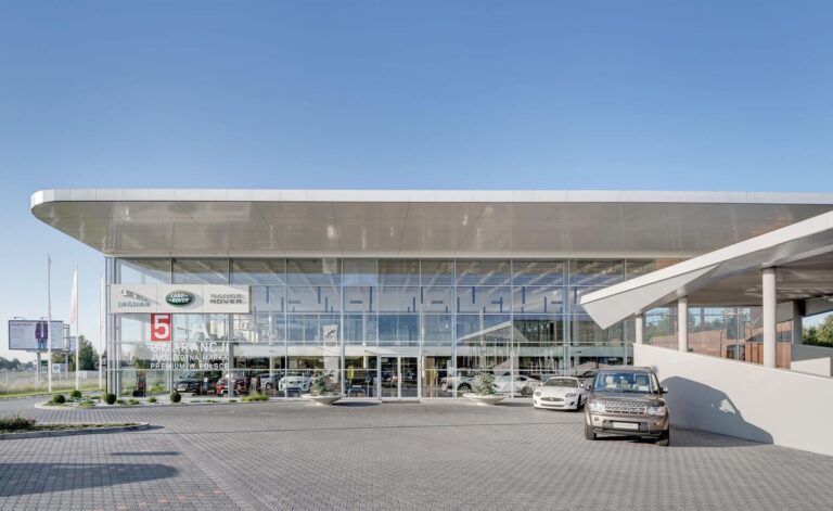 Salon sprzedaży Jaguar, Land Rover, Kraków