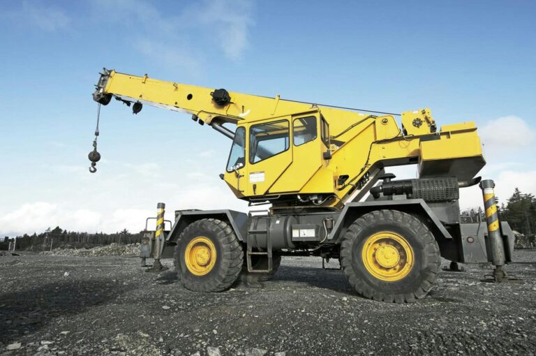 Dźwigi stworzone do&nbsp;pracy na&nbsp;ograniczonej przestrzeni