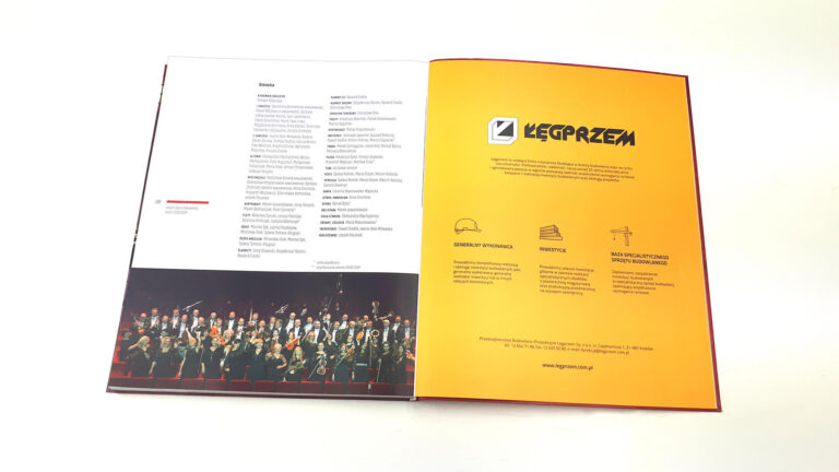 Wydawnictwo z okazji 10-lecia działalności Opery Krakowskiej w nowej siedzibie